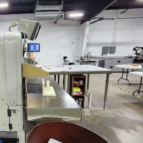 1985 Polar 115 EMC paper cutter
